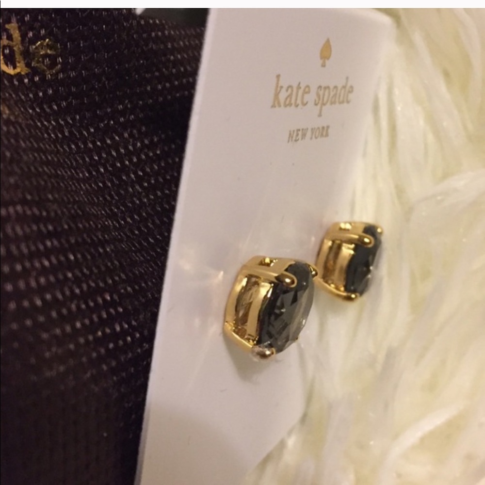Kate Spade ♠️Black Studs - Picture 3 of 8